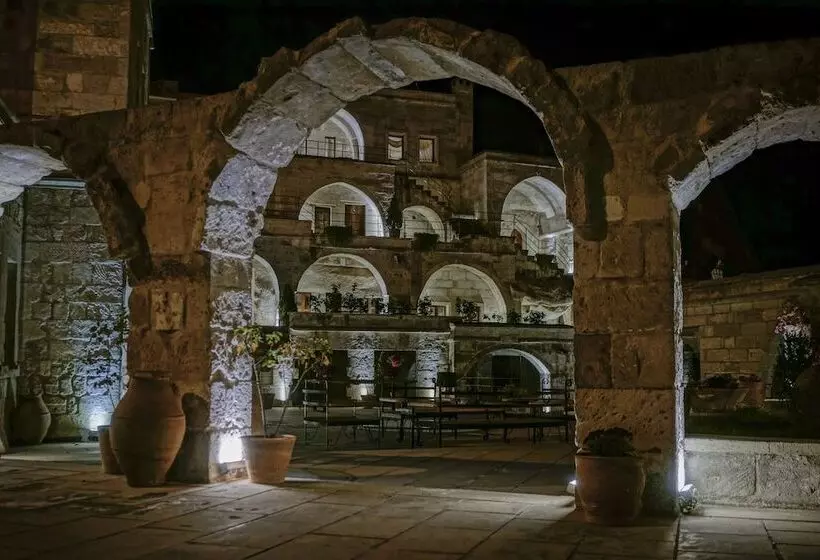 Anatolian Houses Cave Hotel & Spa