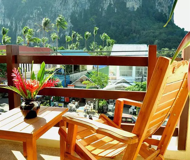 בית מלון כפרי Aonang President