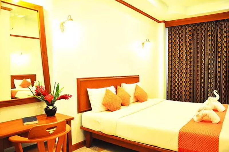 בית מלון כפרי Aonang President