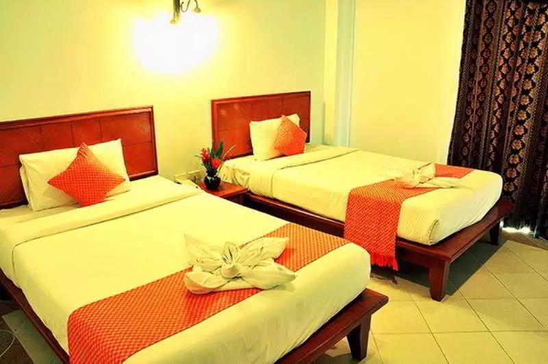 בית מלון כפרי Aonang President