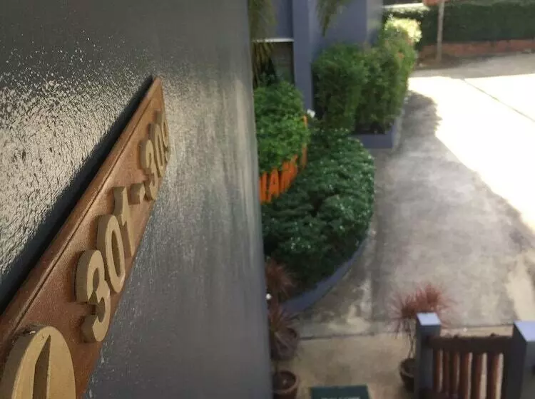 호텔 Aonang Village Resort