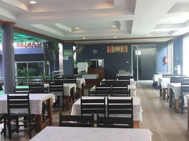 בית מלון כפרי Aonang Village Resort