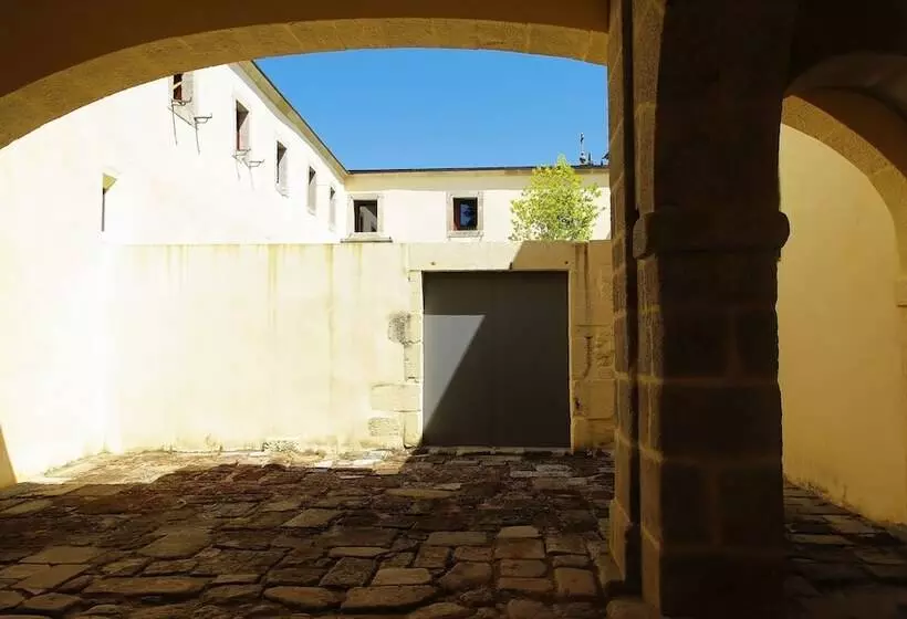 هتل Convento De Tibaes