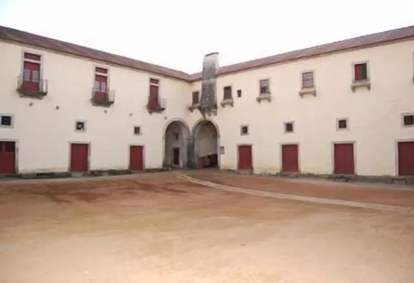 هتل Convento De Tibaes