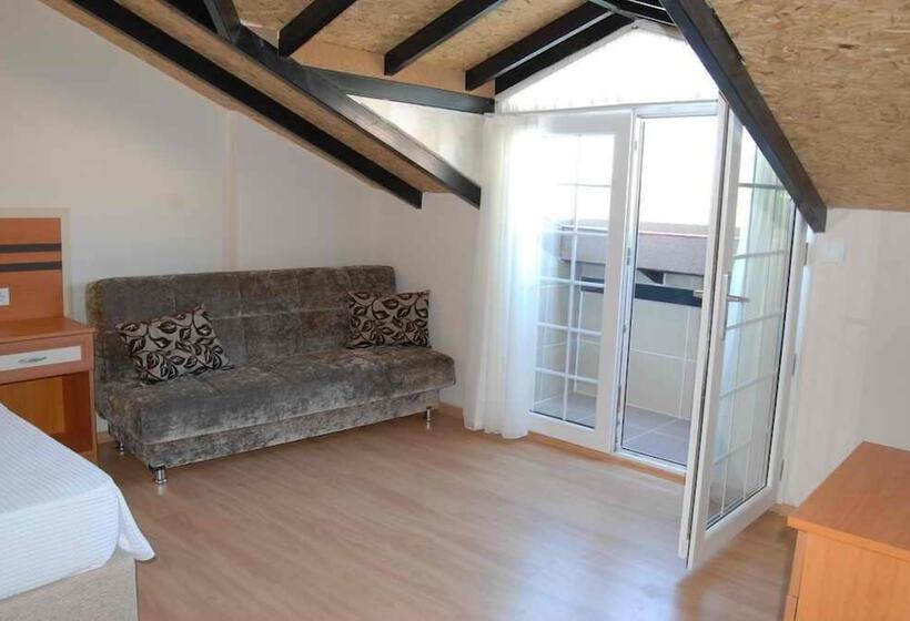 בית מלון כפרי Dalyan Palmiye Resort