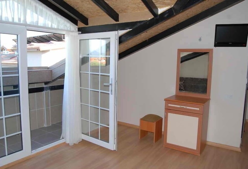 בית מלון כפרי Dalyan Palmiye Resort