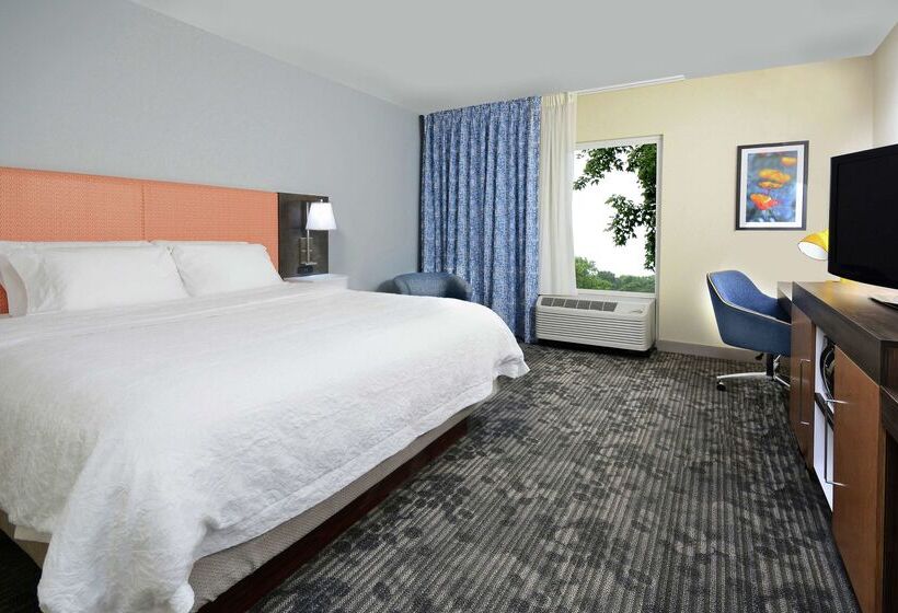 בית מלון כפרי Hampton Inn & Suites Clinton  I26