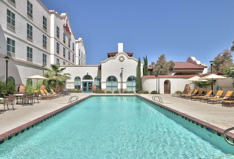 هتل Hilton Garden Inn Las Cruces