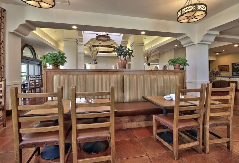 هتل Hilton Garden Inn Las Cruces