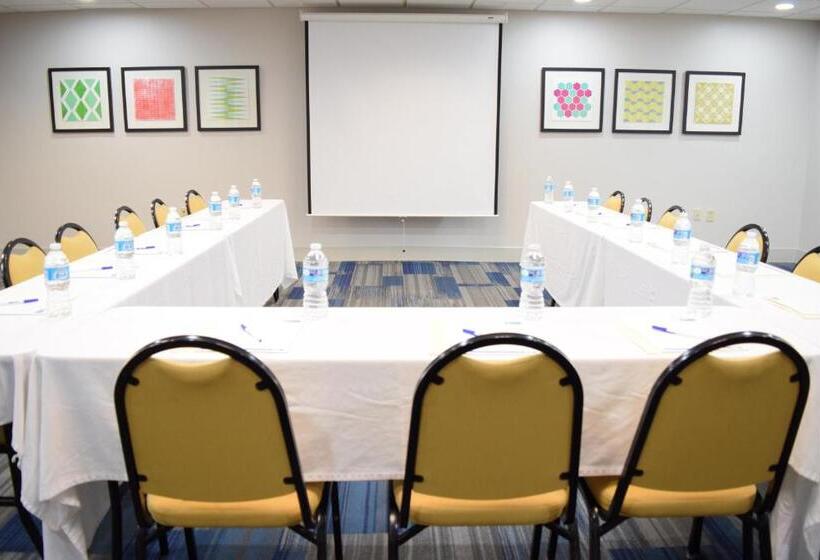 בית מלון כפרי Holiday Inn Express & Suites Pensacola West I 10, An Ihg