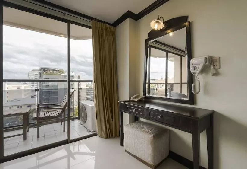 호텔 Mike Beach Resort