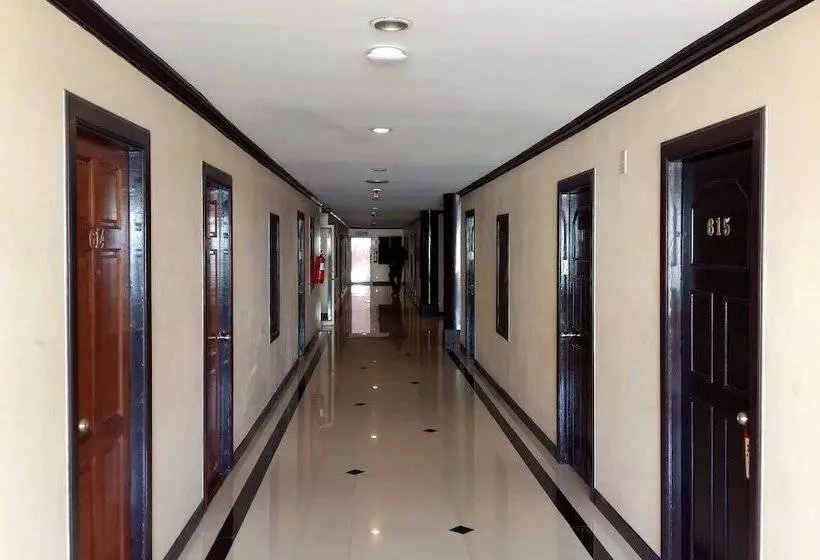 호텔 Mike Beach Resort