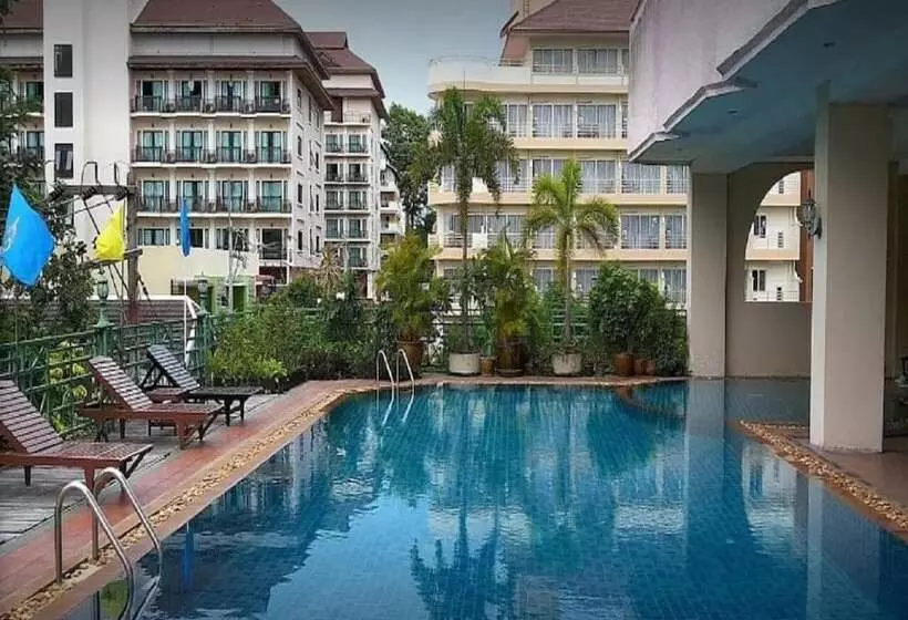 호텔 Mike Beach Resort