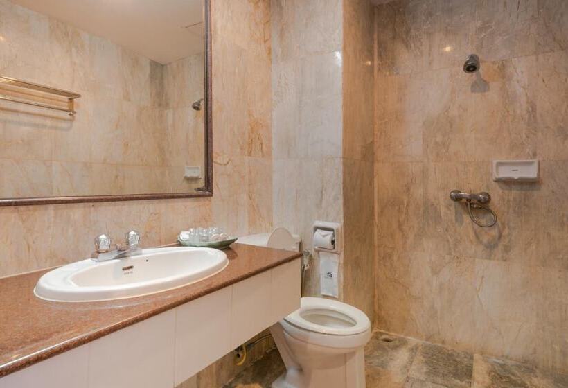 Hotel Mike Beach Resort