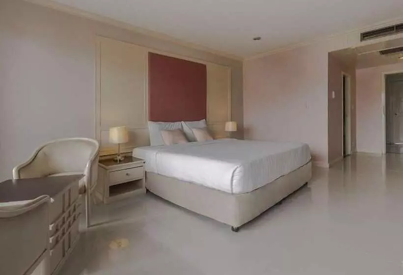 호텔 Mike Beach Resort