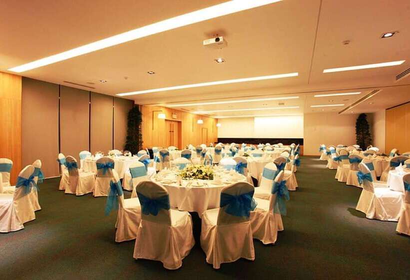 בית מלון כפרי Nap Patong