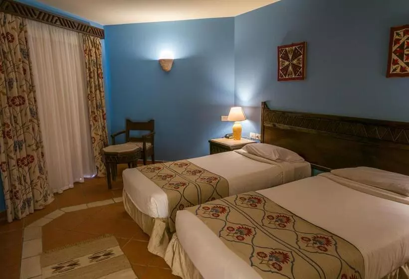 هتل Onatti Beach Resort Marsa Alam