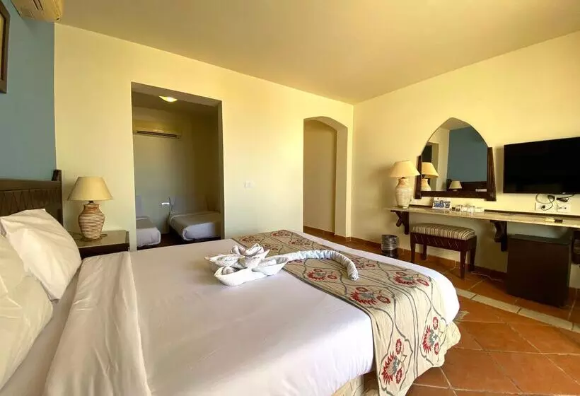 هتل Onatti Beach Resort Marsa Alam