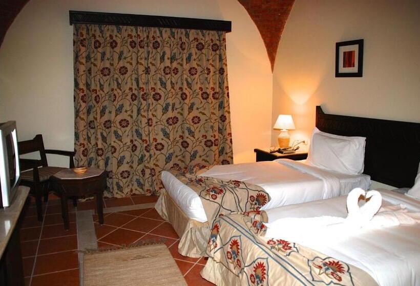 هتل Onatti Beach Resort Marsa Alam