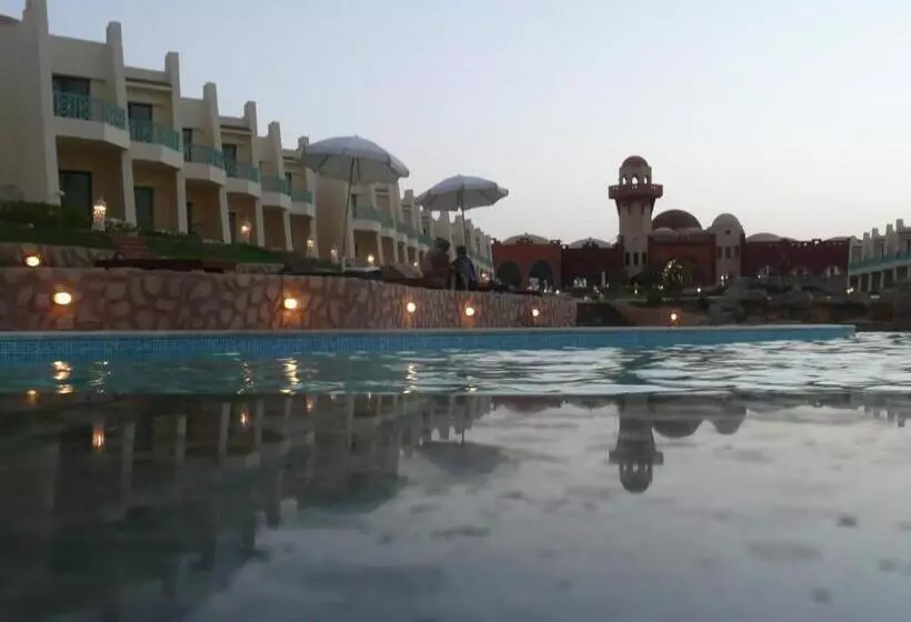 هتل Onatti Beach Resort Marsa Alam