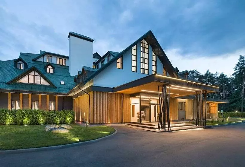 ホテル Onovo Dendra