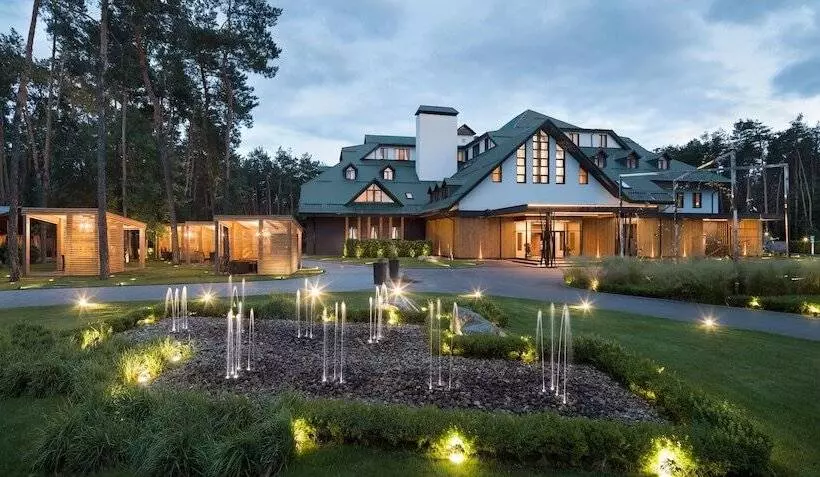 ホテル Onovo Dendra