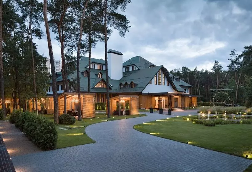 ホテル Onovo Dendra