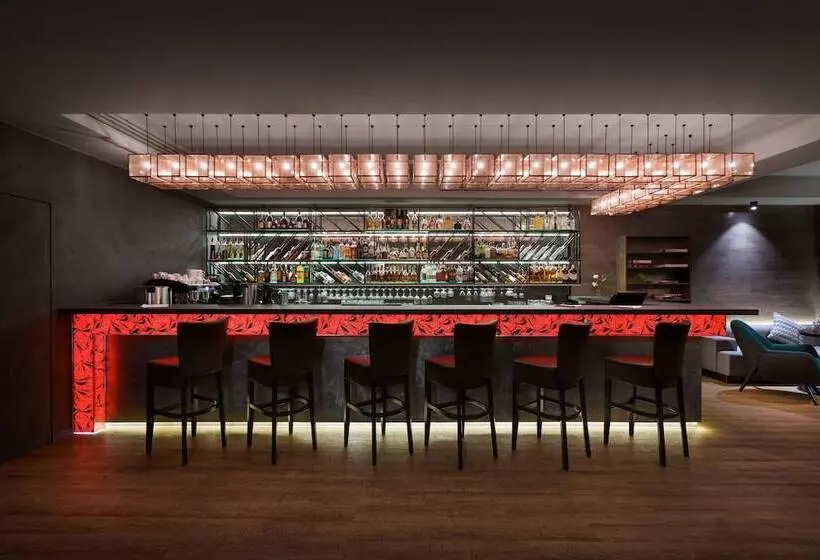 ホテル Onovo Dendra