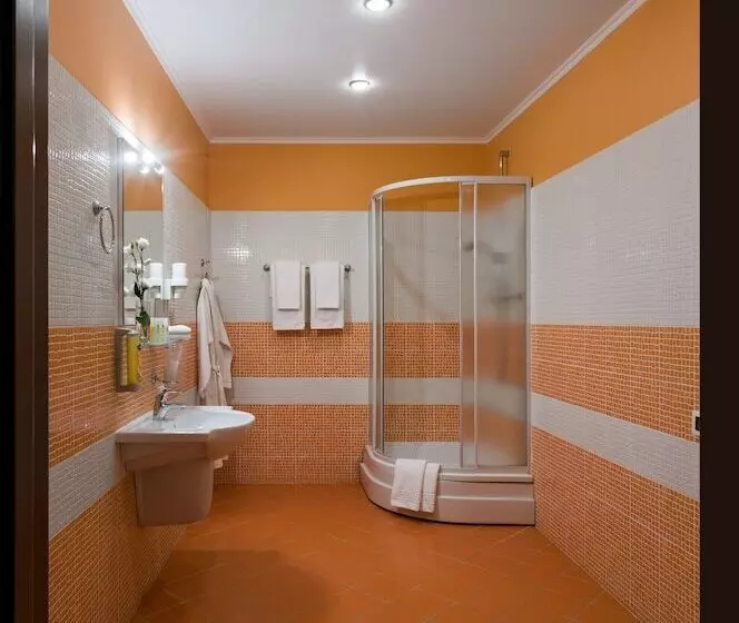 ホテル Onovo Dendra