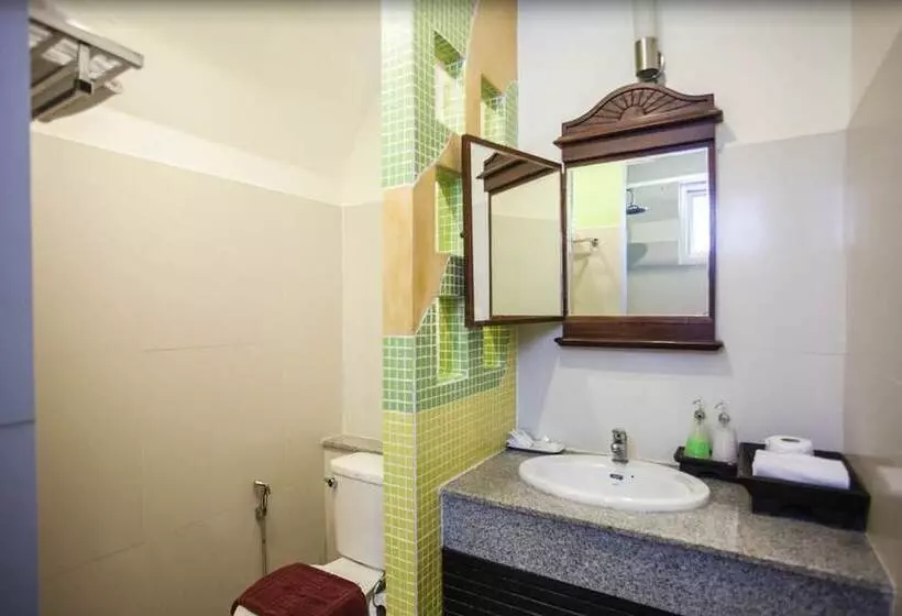 호텔 Royal Nakara Ao Nang