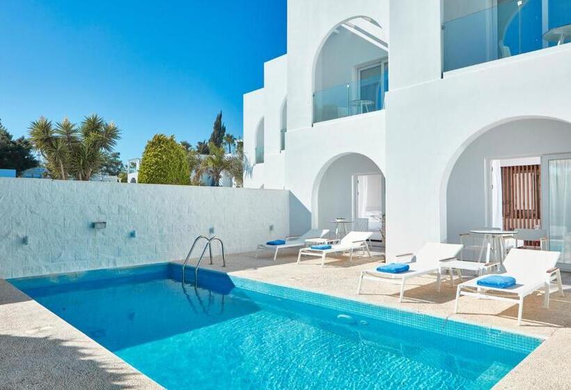 בית מלון כפרי So Nice Club Resort