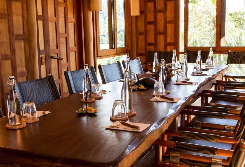 ホテル Soneva Kiri