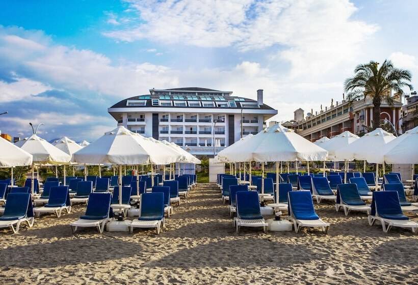 White Gold Hotel & Spa