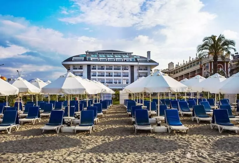 White Gold Hotel & Spa