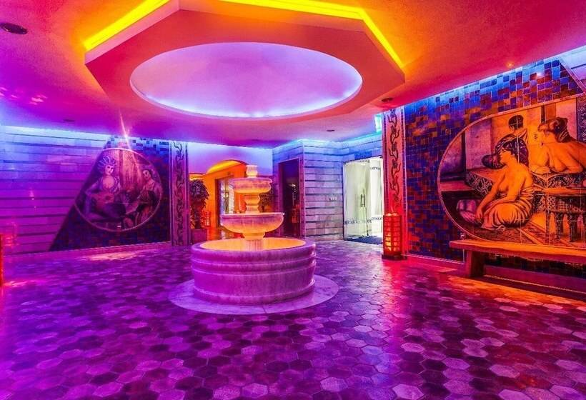 White Gold Hotel & Spa