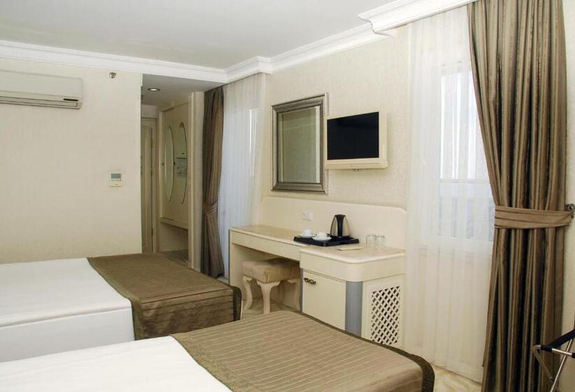 White Gold Hotel & Spa