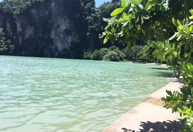 호텔 Wild Orchid Villa Krabi