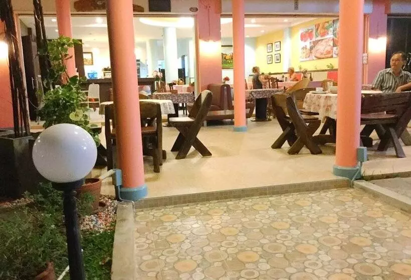 호텔 Wild Orchid Villa Krabi