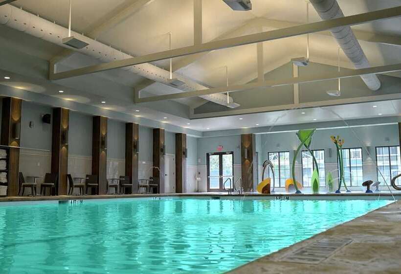 Royal Palms Apartment