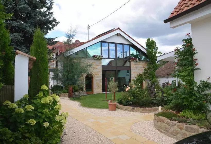 Retkeilymaja Gästehaus Alte Glaserei