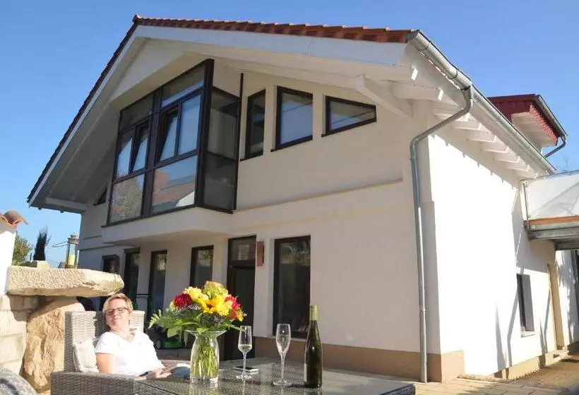 Retkeilymaja Gästehaus Alte Glaserei