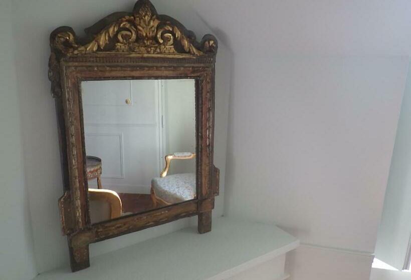 مبيت وإفطار Castel De La Comtesse