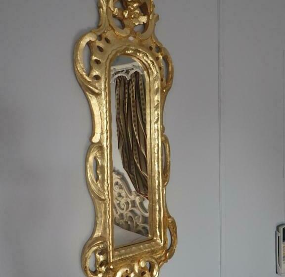 مبيت وإفطار Castel De La Comtesse