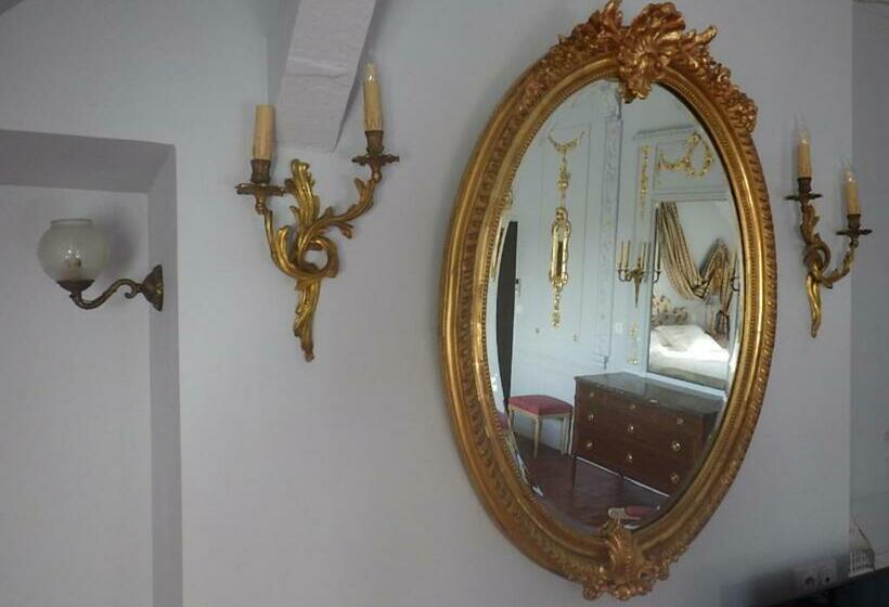 مبيت وإفطار Castel De La Comtesse