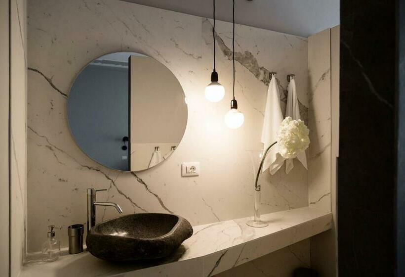 پانسیون Le Bain Suite Accanto Al Mare Vicinissima A Ortigia E Al Teatro