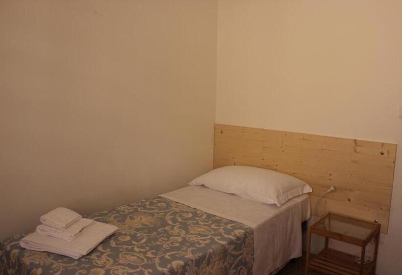 پانسیون Casa Madè