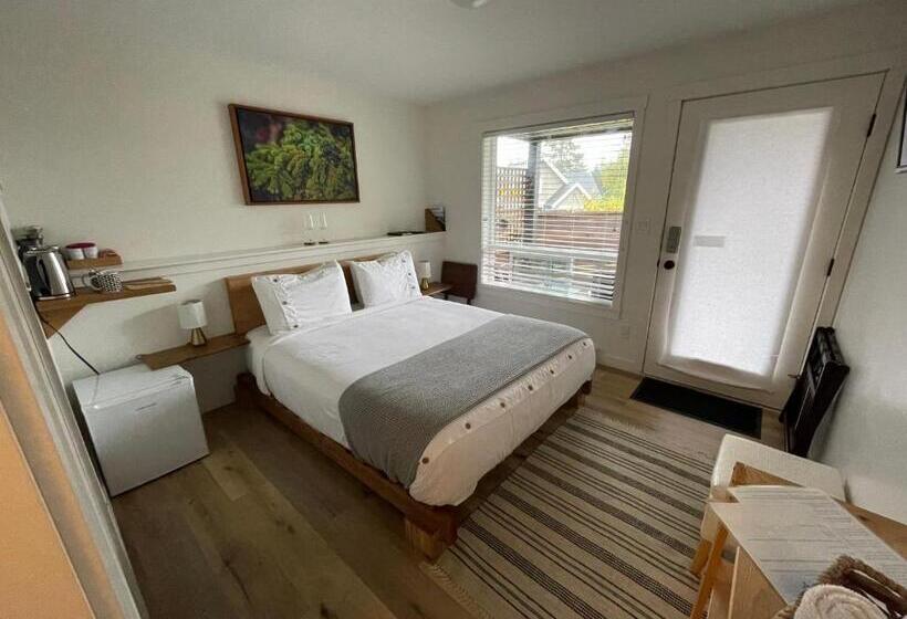 بنسيون Sounds Of The Sea