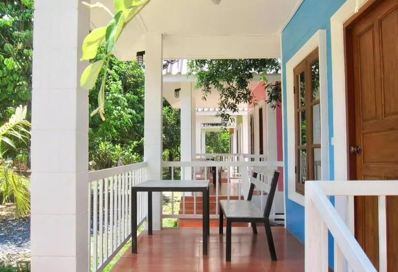 Thiw Tara Resort