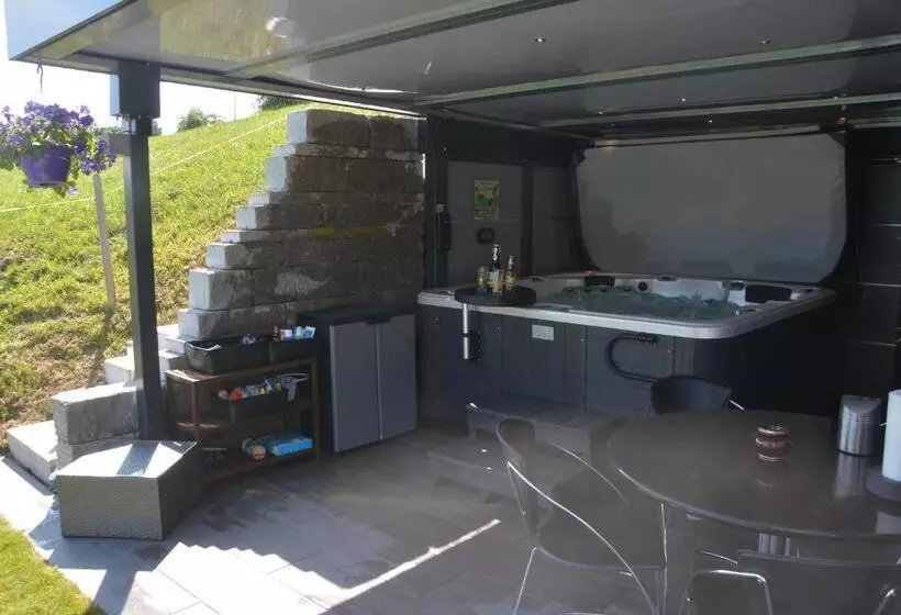 Aamiaismajoitus (B&B) Bnb Sirnach