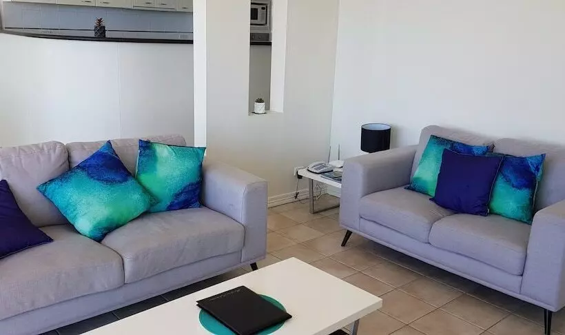 Alexandra On The Pacific